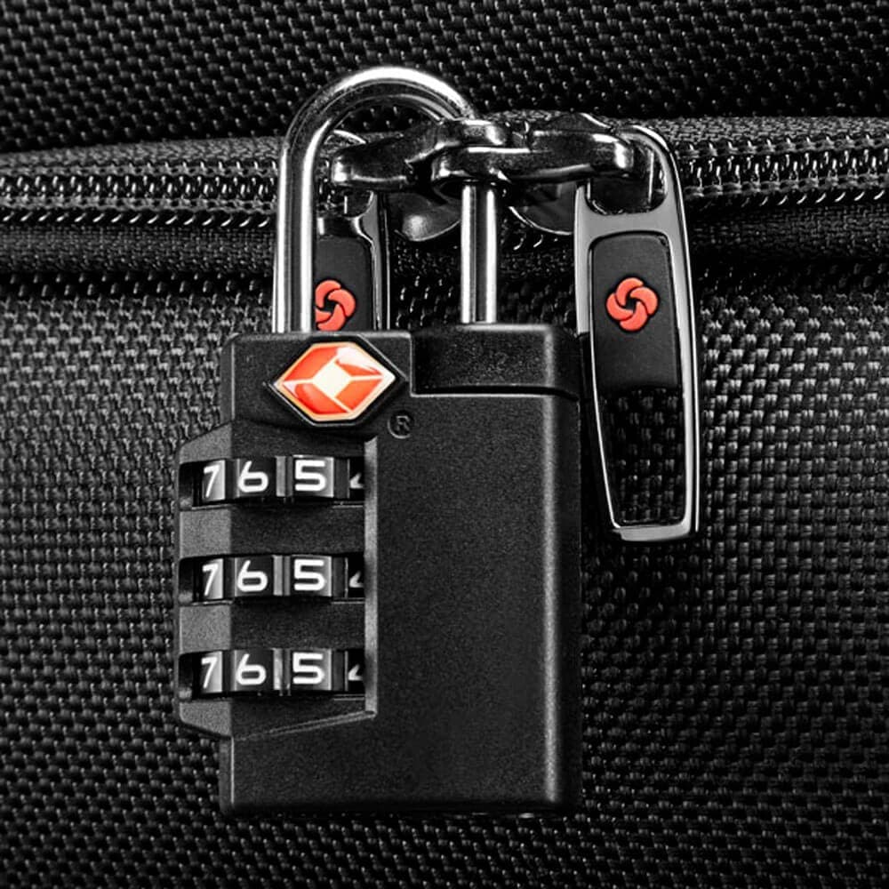 Кейс-пилот Samsonite 35V*009 Pro-DLX 4 Rolling Laptop Bag 16.4″