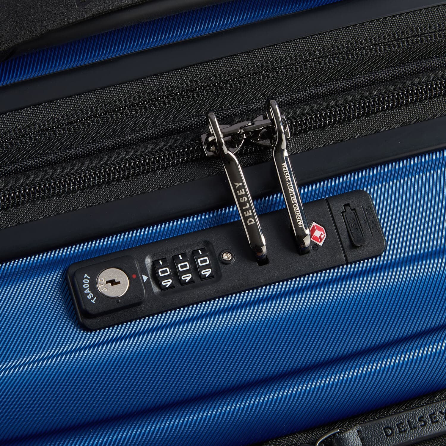 Чемодан-мобильный офис Delsey 002878802 Shadow 5.0 4DW Business Trolley 55 см USB 15.6″ Expandable