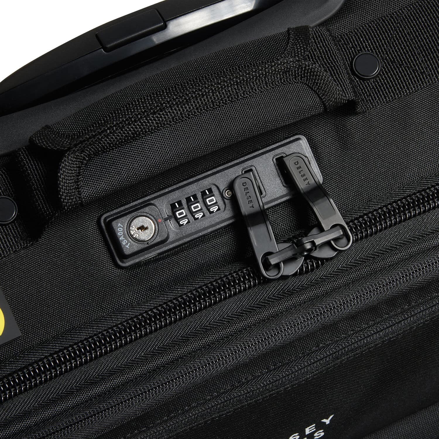 Чемодан XS на 2 колёсах Delsey 003813700 Maubert 2.0 2W Cabin Case 45 см RFID