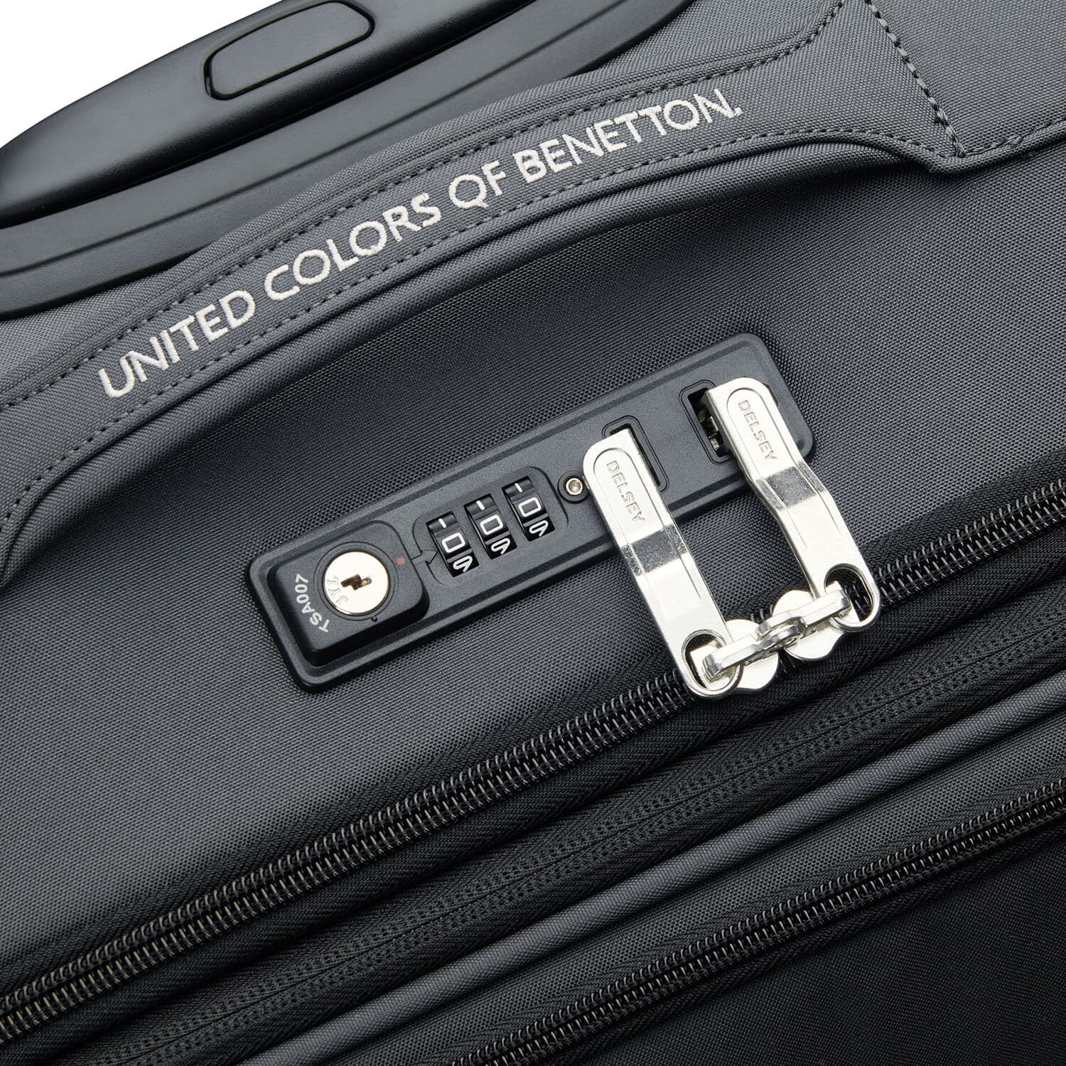 Чемодан Delsey B03767803 UCB Softside Slim Cabin S 55 см Expandable