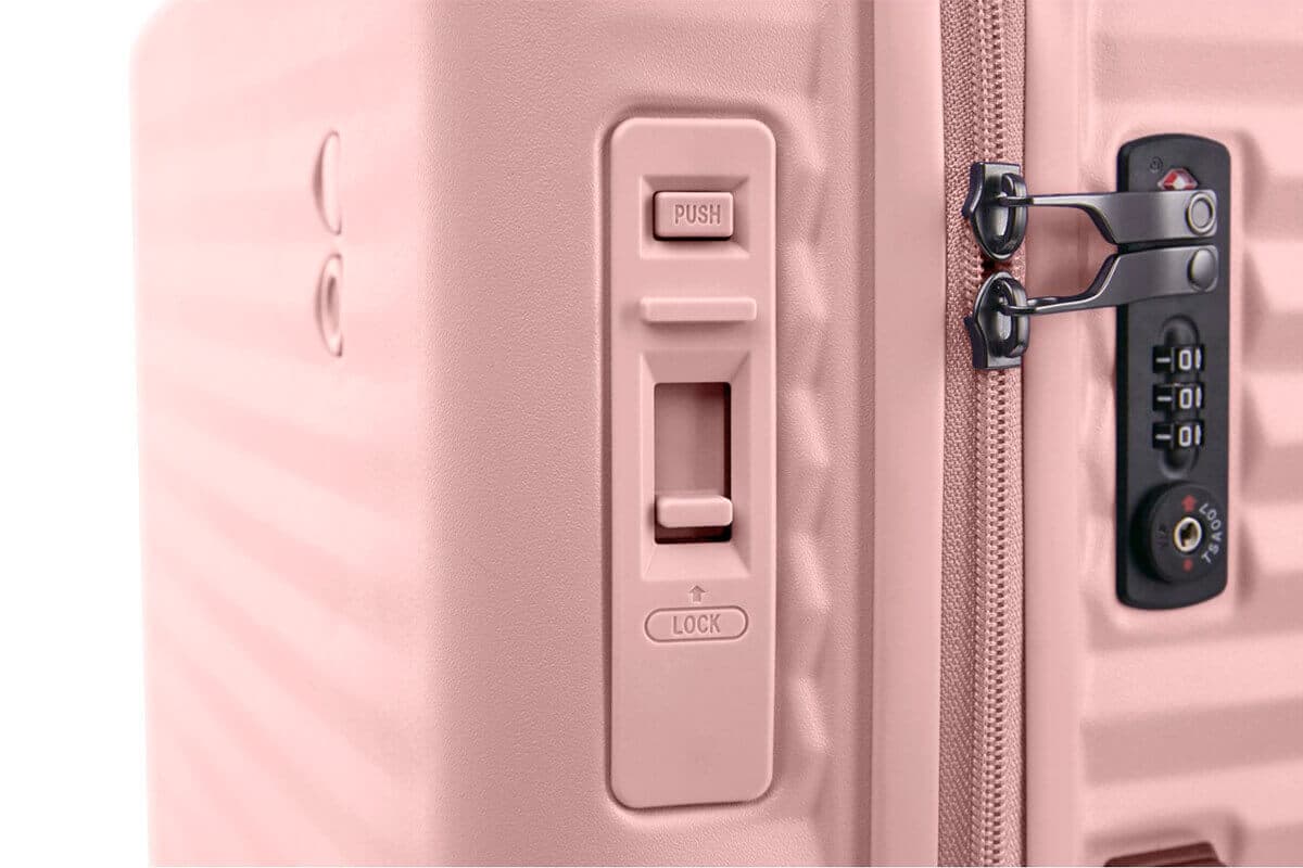 Чемодан с системой торможения и колесами Hinomoto Echolac PC183XA-24 Celestra BLX M 66 см Expandable