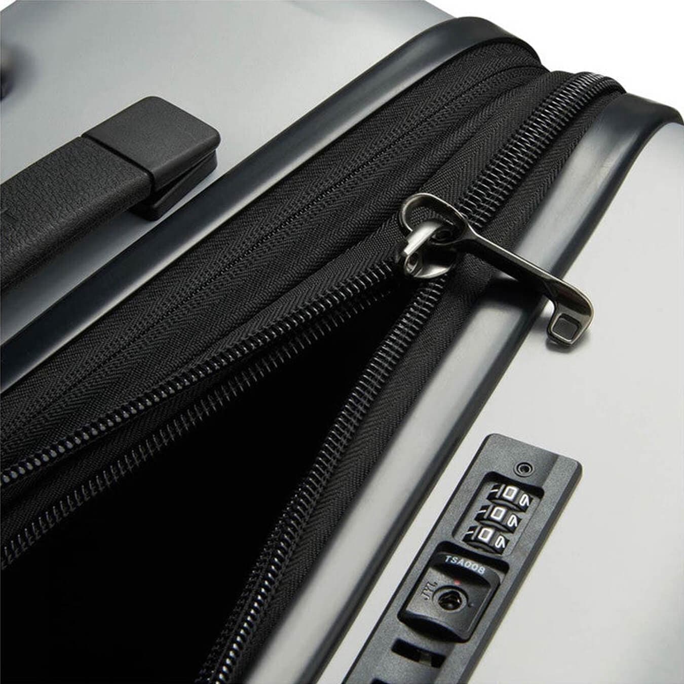 Чемодан с амортизаторами Delsey 001007821 Peugeot Zip Trolley L 76 см Expandable