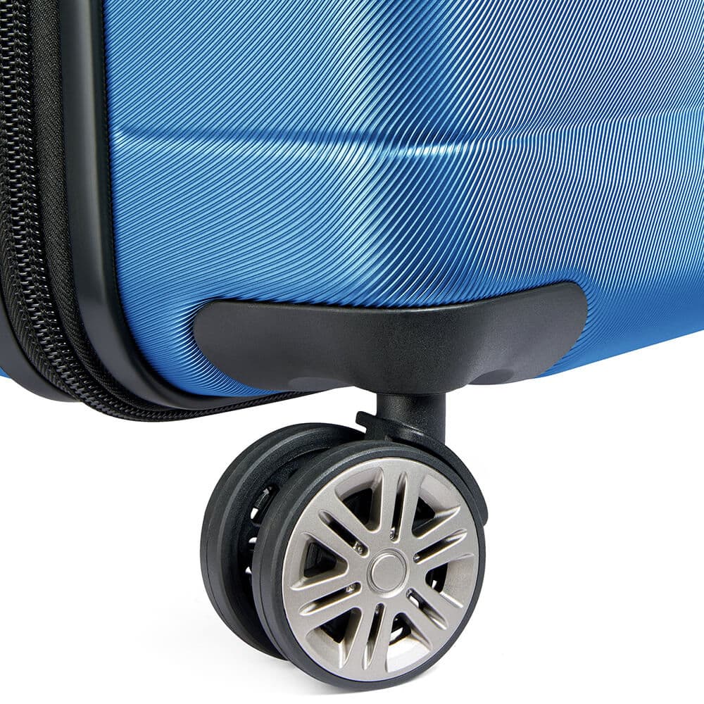 Чемодан Delsey 3041810 Comete+ 4DW Trolley Case M 67 см