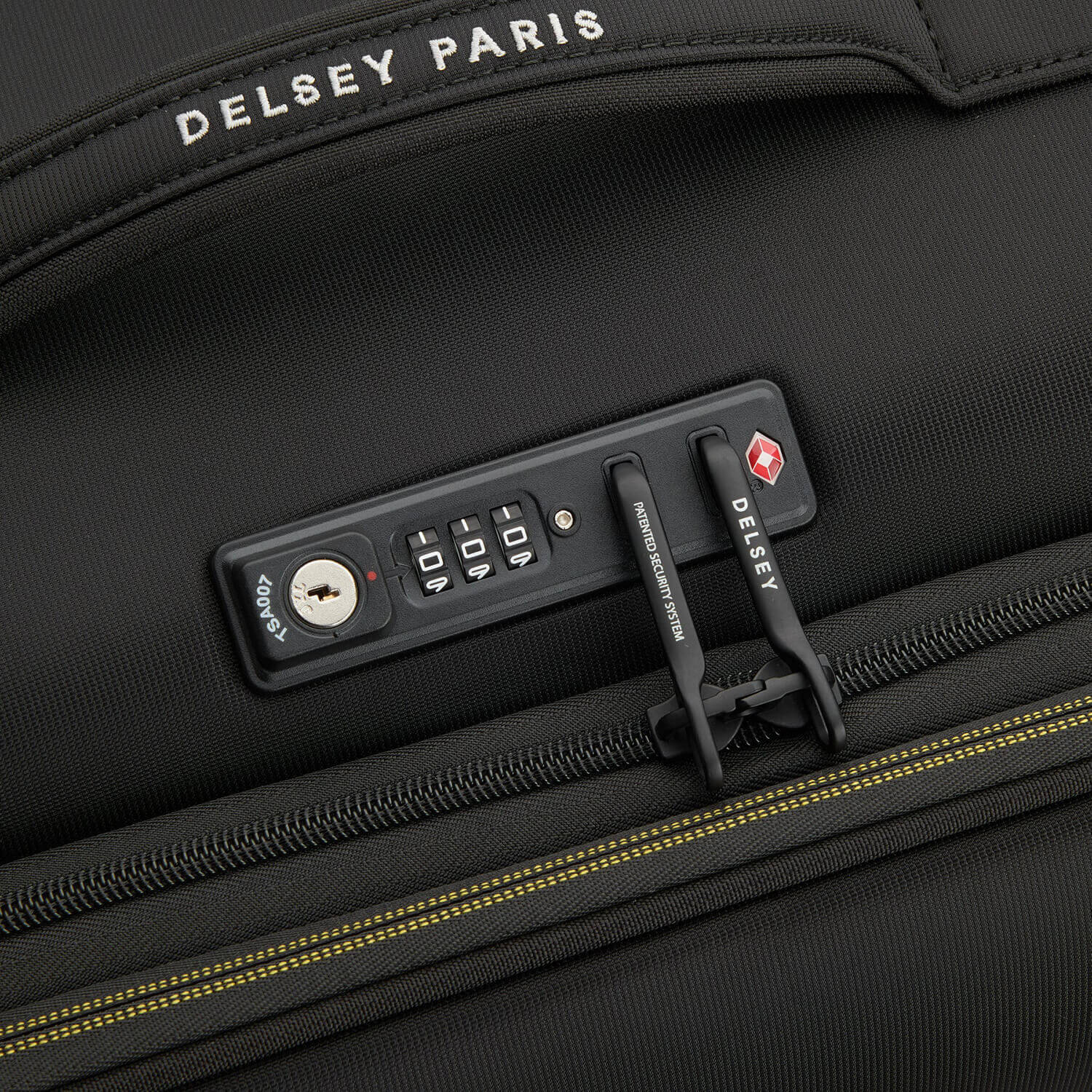 Чемодан Delsey 002257810 Brochant 3.0 4DW Trolley Case M 67 см Expandable