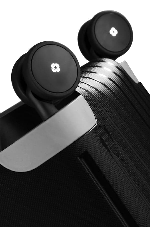 Чемодан на колёсах Samsonite 10U*001 S'Cure Spinner 69 см