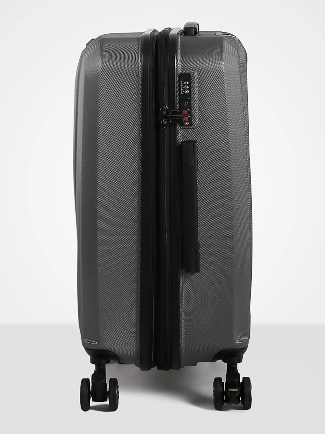 Чемодан с портпледом, амортизаторами и стопором Eberhart 05D*424 Drive 2.0 Spinner M 69 см Exp