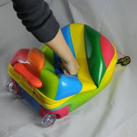 Детский чемодан Bouncie Радуга 1 Cappe Upright 44 см