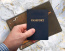 Кожаная обложка для паспорта Tony Perotti 783435 Bruciato Passport Holder 783435/8 Оливковый - фото №3